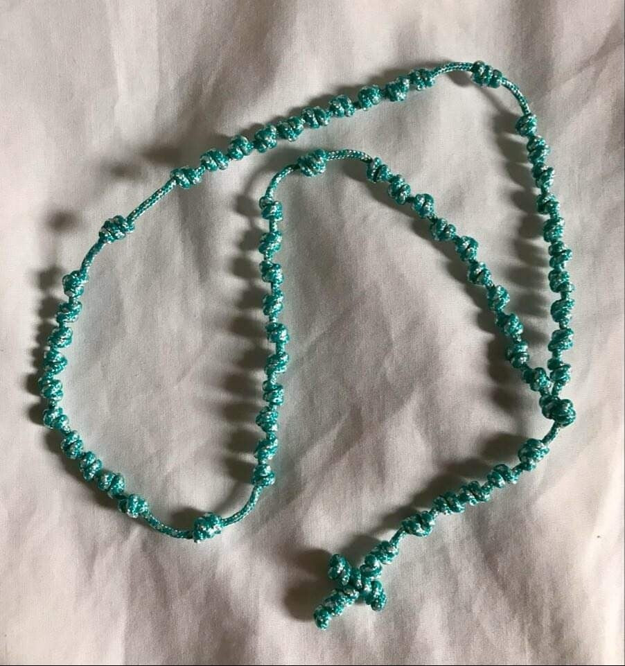 Monk-made cord CHILWORTH ROSARY BEADS aqua and white - SMALL